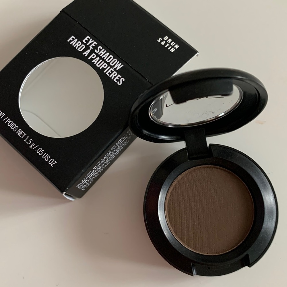 MAC eyeshadow NEW